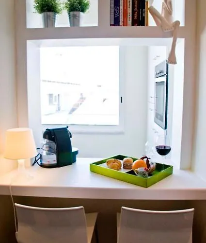 Cosy And Renewed T2 In Campolide - D *